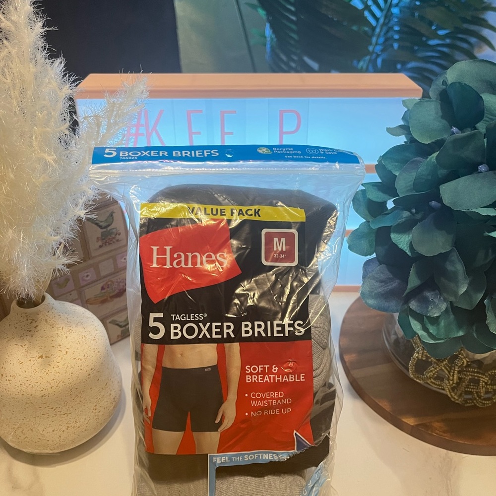 Hanes Men's Gray  and black Boxer Briefs size M